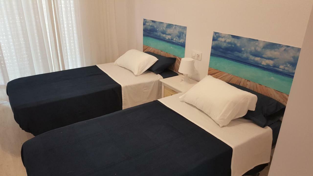 Primera Linea Playa Blanes Exterior foto