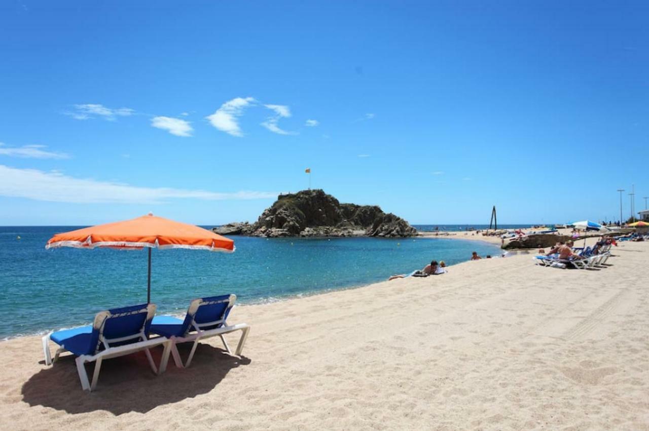 Primera Linea Playa Blanes Exterior foto